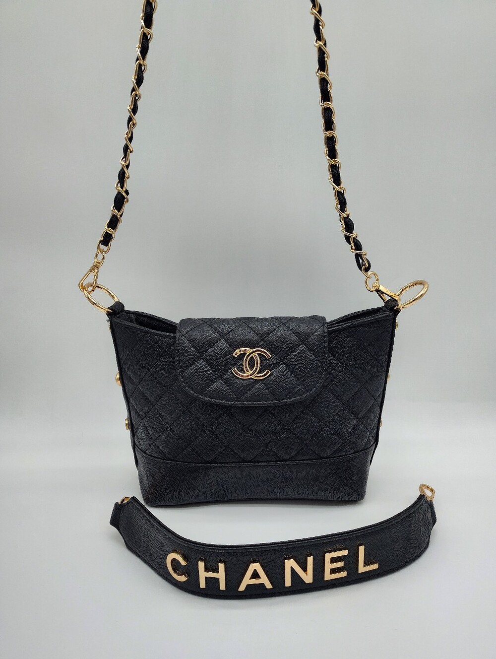 CHANEL BEAUTÉ Black Quilted Bag Gold CC Dual Strap Chain Crossbody NIP - Picture 2 of 16
